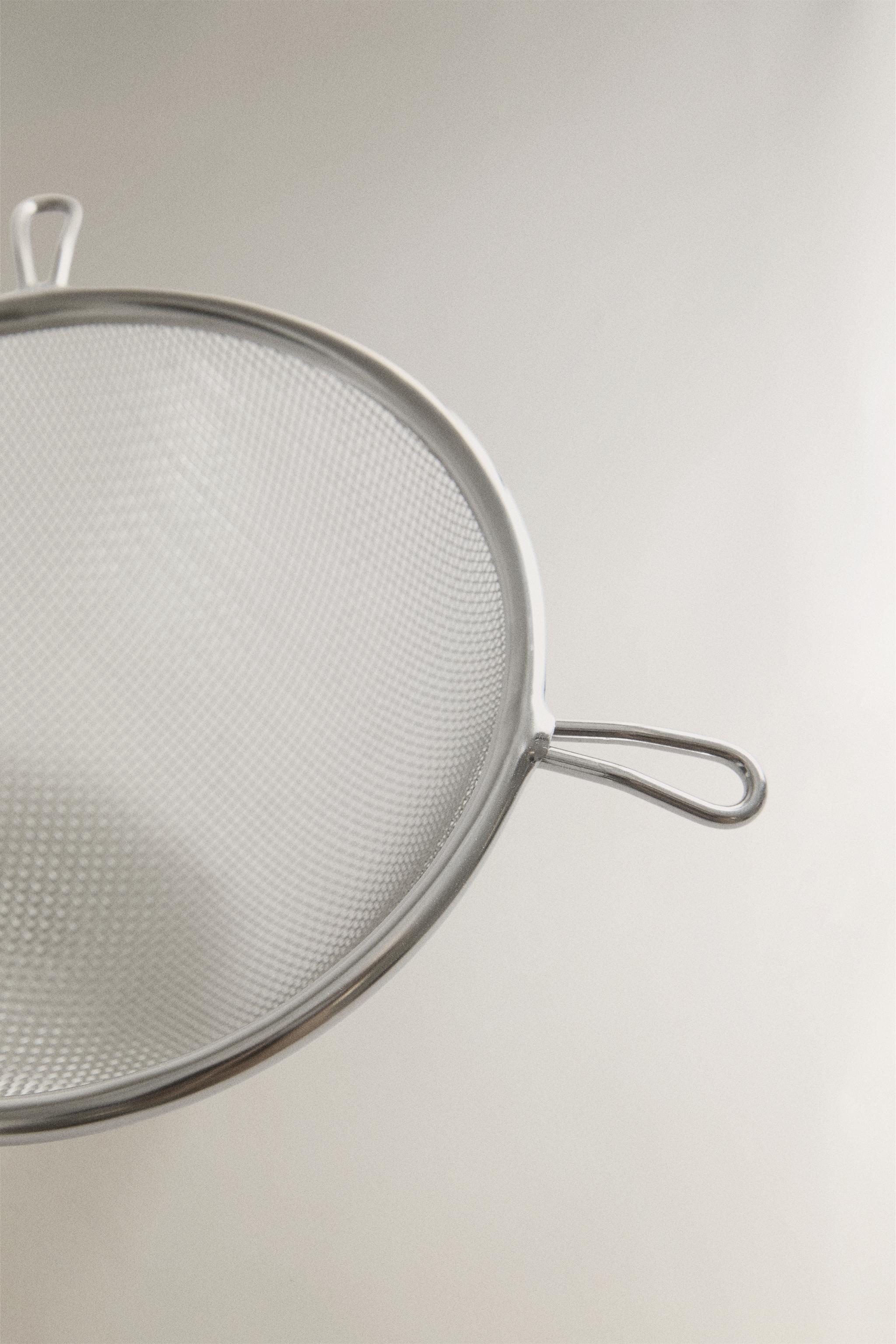STEEL COLANDER OAK WOOD HANDLE